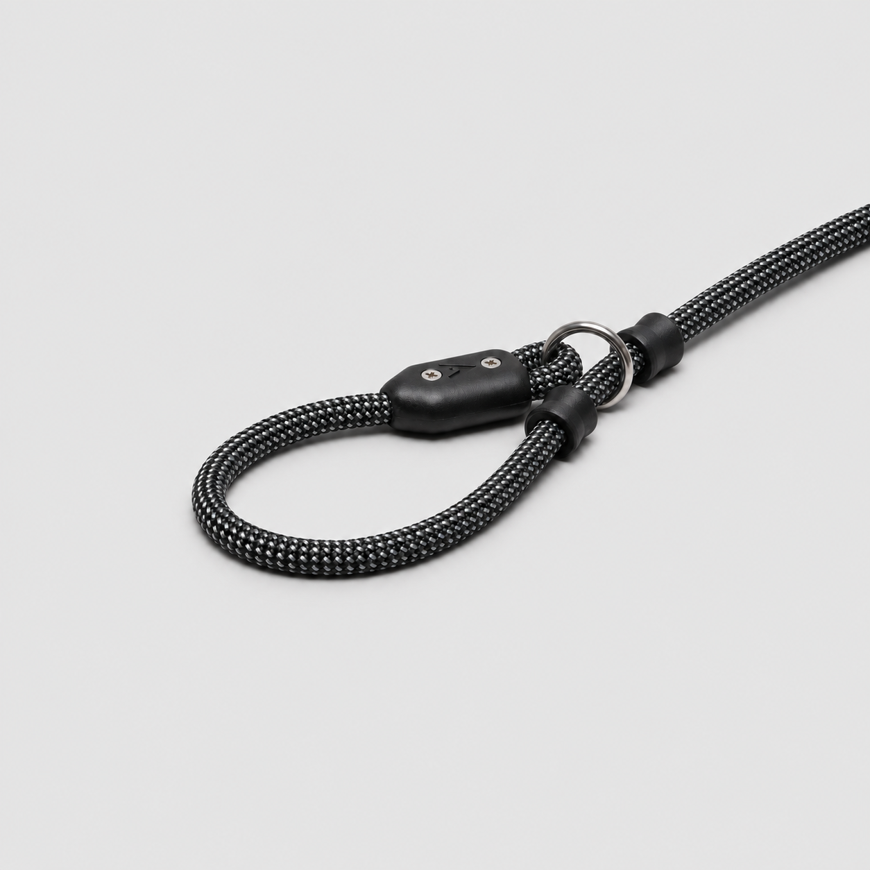 Lifetime Slip Leash