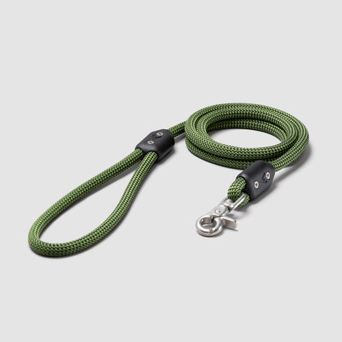 https://atlaspetcompany.com/cdn/shop/products/atlas-pet-compmany-lifetime-leash-climbing-rope-lifetime-warranty-dog-leash-19.jpg?v=1747118194&width=500